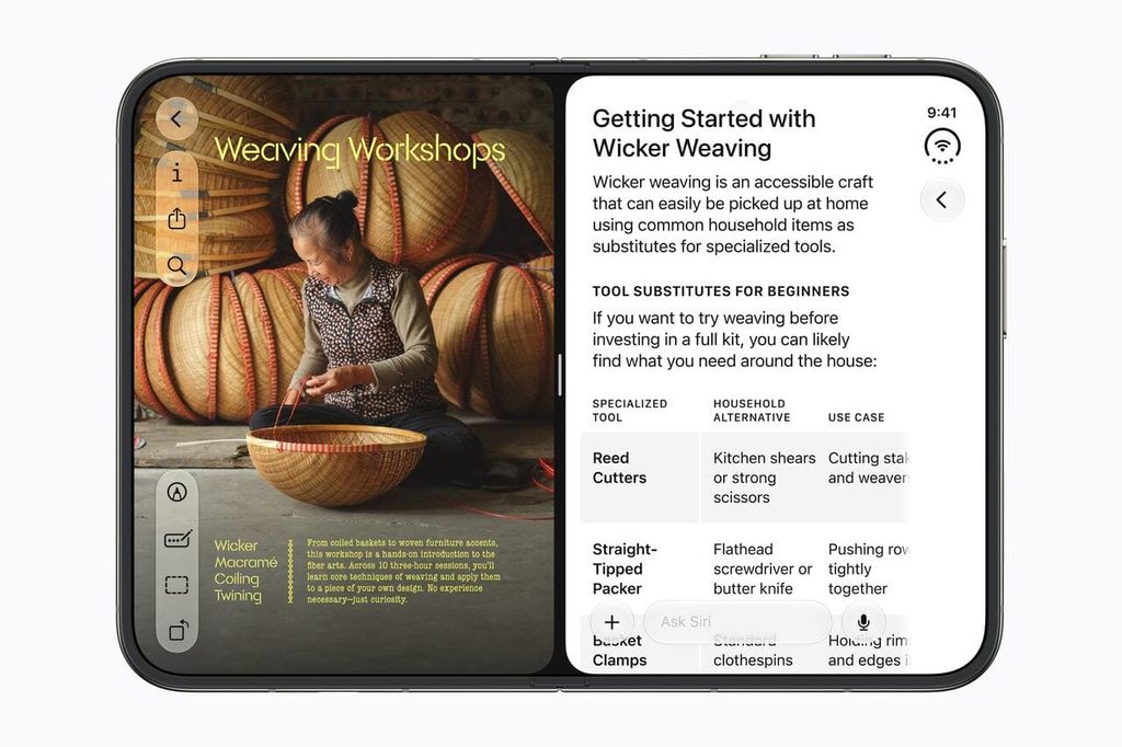 iPhone Duoで片側にSafari、片側にSiriを並べて表示
